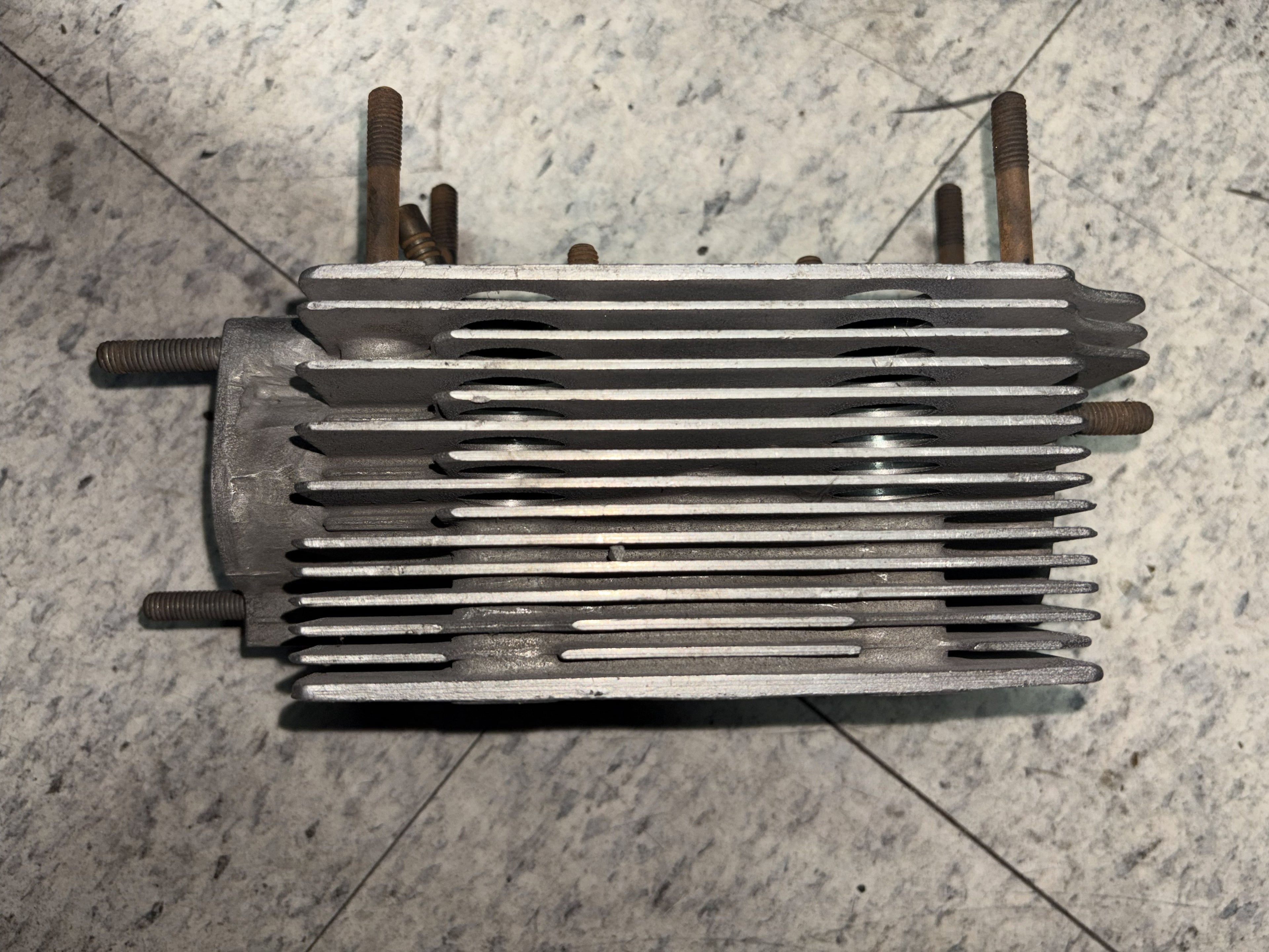 Porsche 911 Cabeza de Motor  Original (1970-1973) - 2.2L / 2.4L