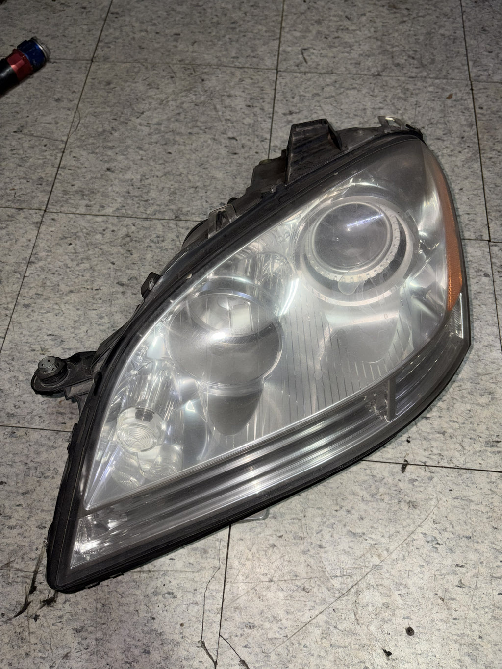 Mercedes-Benz ML63 AMG Faro Piloto (W164) 2008