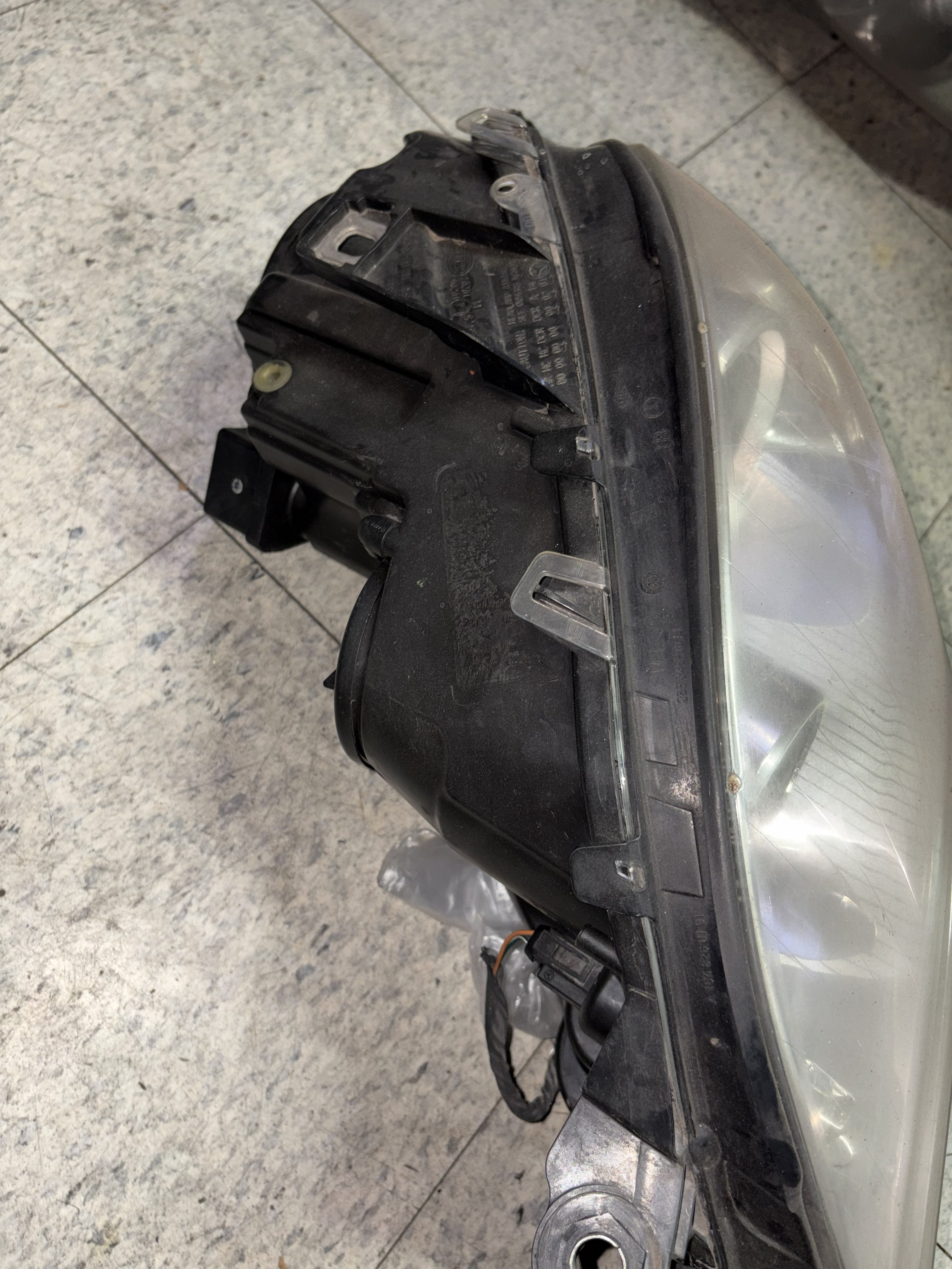 Mercedes-Benz ML63 AMG Faro Piloto (W164) 2008