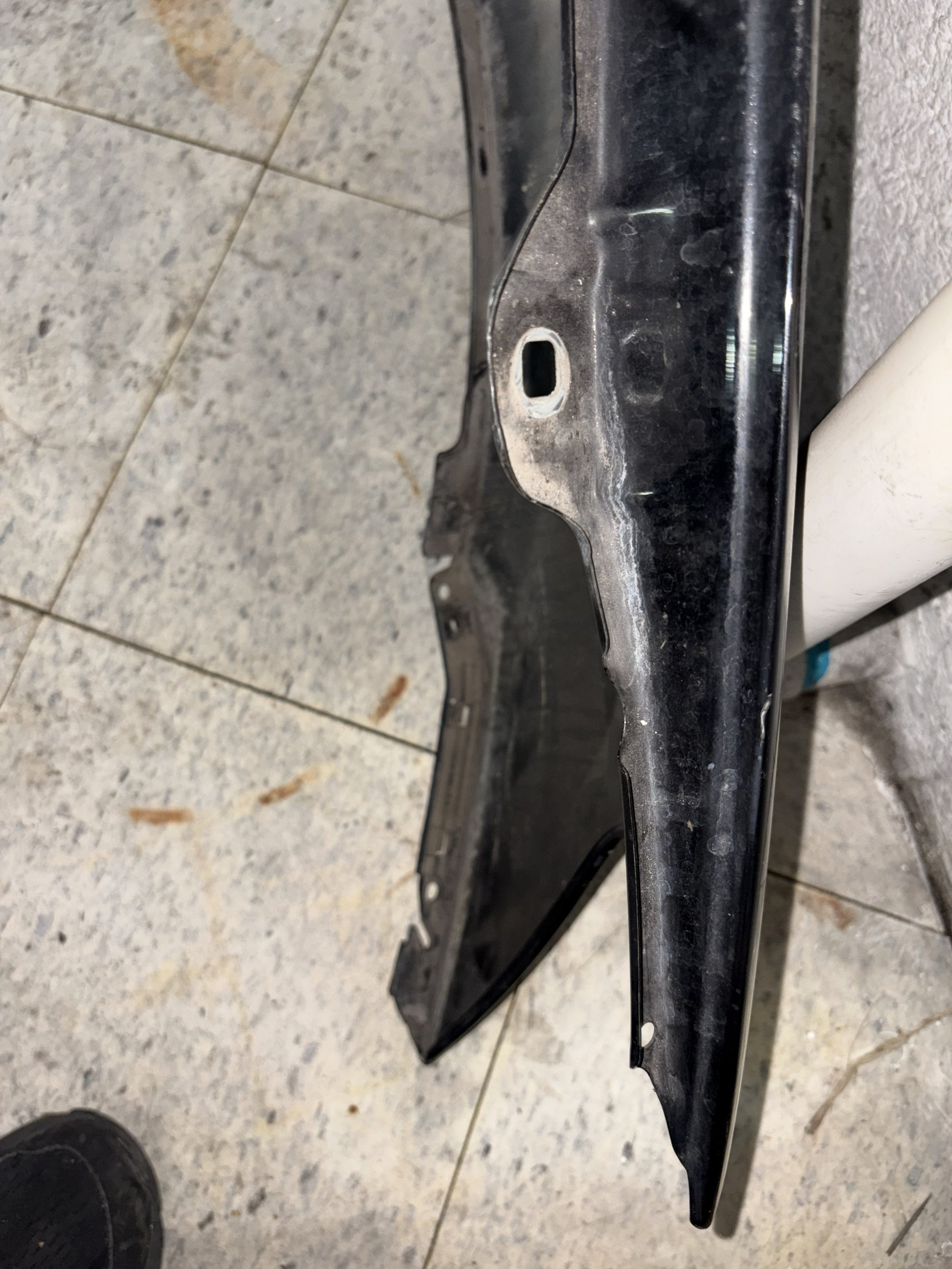 Salpicadera completa / Aleta Delantera Izquierdo Original Mercedes-Benz ML63 AMG (W164) 2008