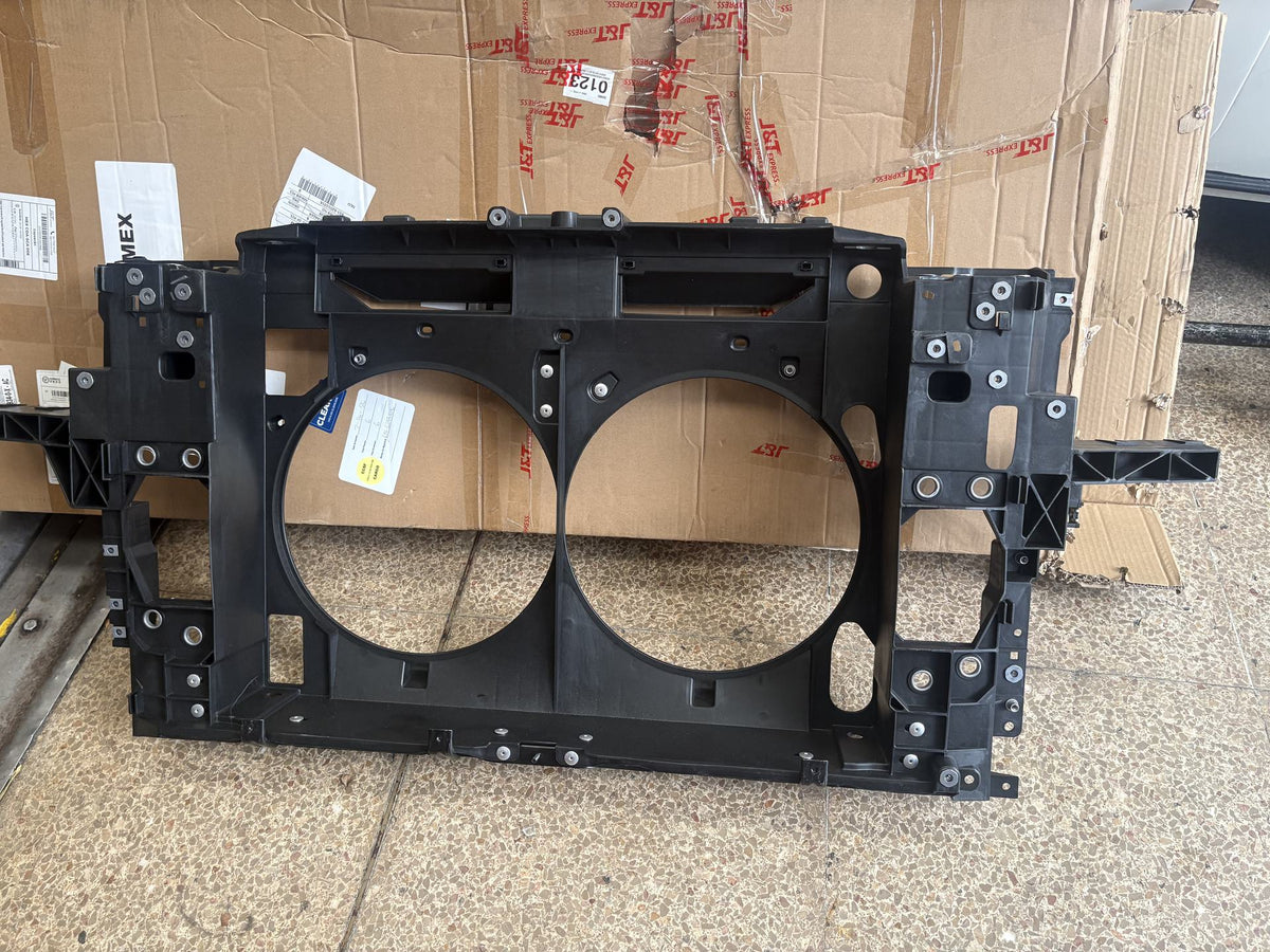 Infinity QX70 Soporte del Radiador (2014 - 2019)