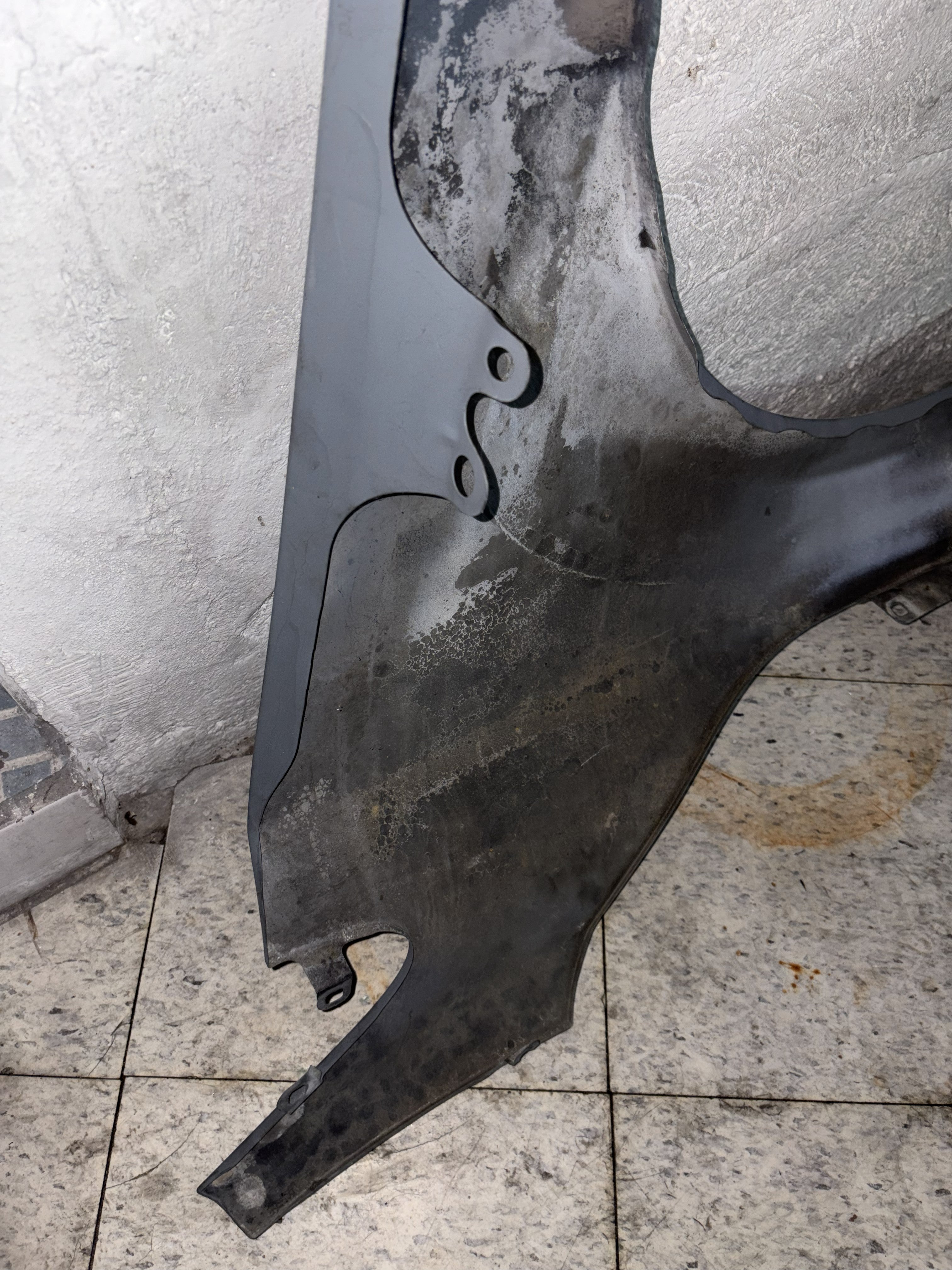 Volvo V40 Cross Country salpicadera delantera derecha (copiloto) 2013-2015