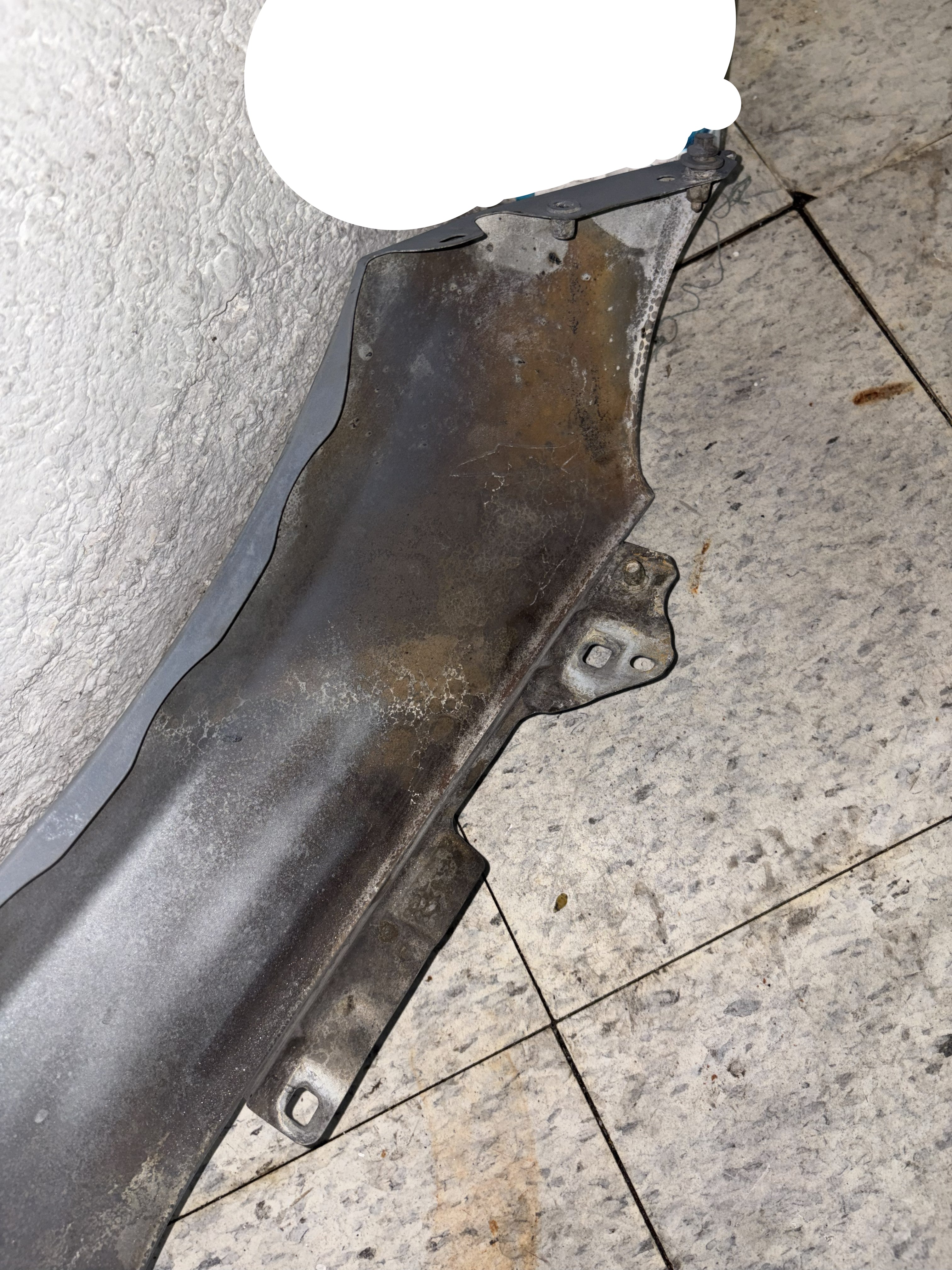 Volvo V40 Cross Country salpicadera delantera derecha (copiloto) 2013-2015