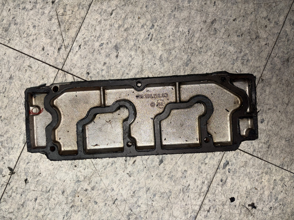 Porsche 911 901.105.116.03 Clásico Tapa de Válvulas Inferior de Magnesio