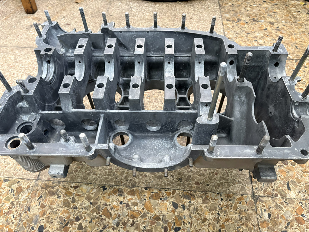 Porsche 911E 2.2L Crankcase 1970 - Magnesio / MFI Original